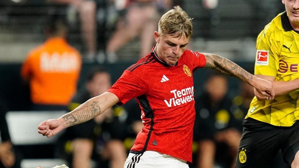 Ex-Man Utd player sentenced over high-speed crash