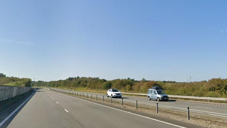 Police appeal as woman dies after single vehicle crash
