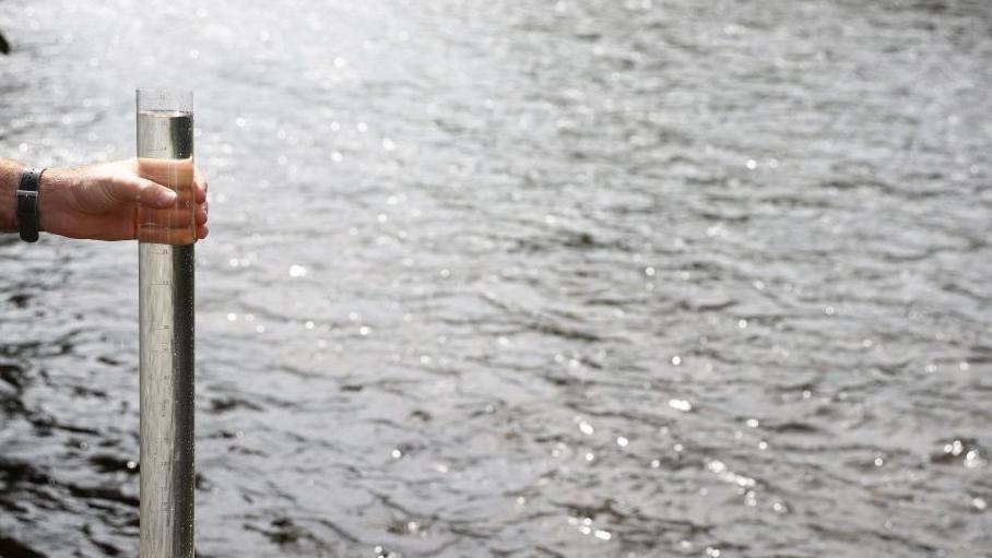 Welsh Water fined £1.3m for 'negligent' monitoring