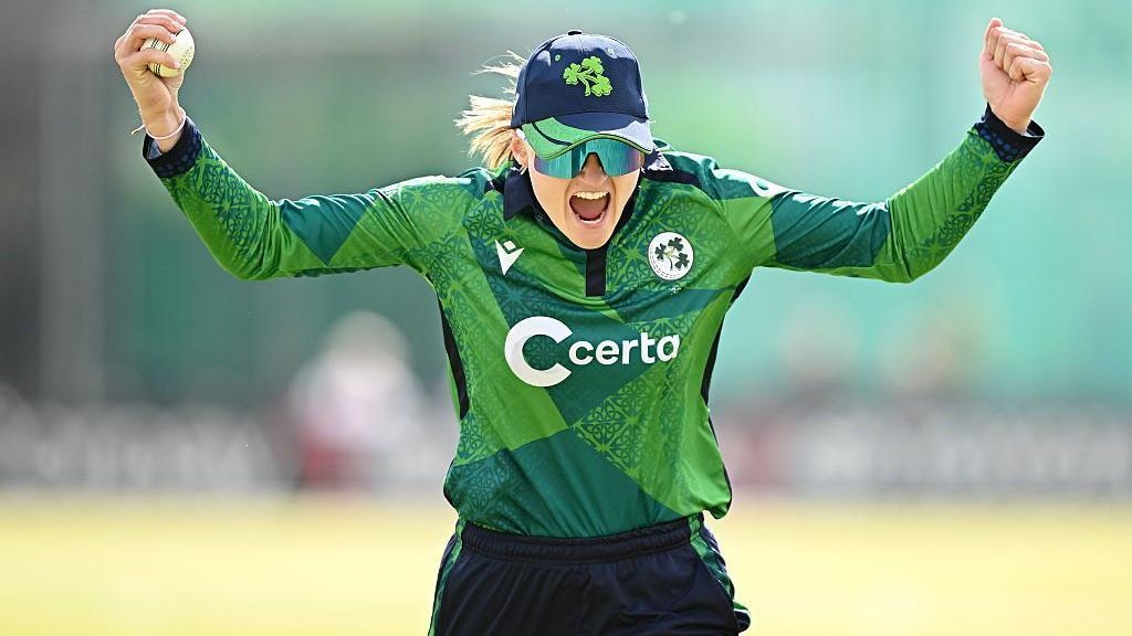 Ireland beat Pakistan in second T20 to win series