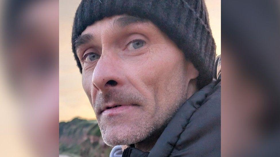 Man missing after boat runs aground