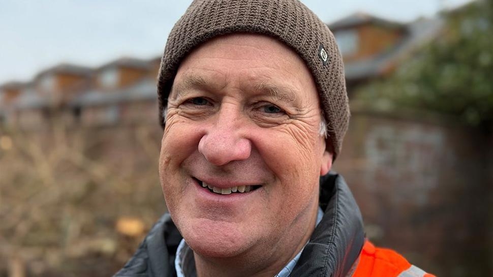 Railway clean-up to take a year, volunteers say