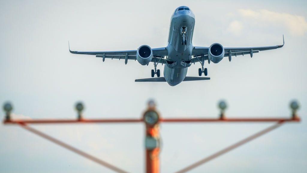 Two American Airlines jets clip wings on runway at Reagan airport