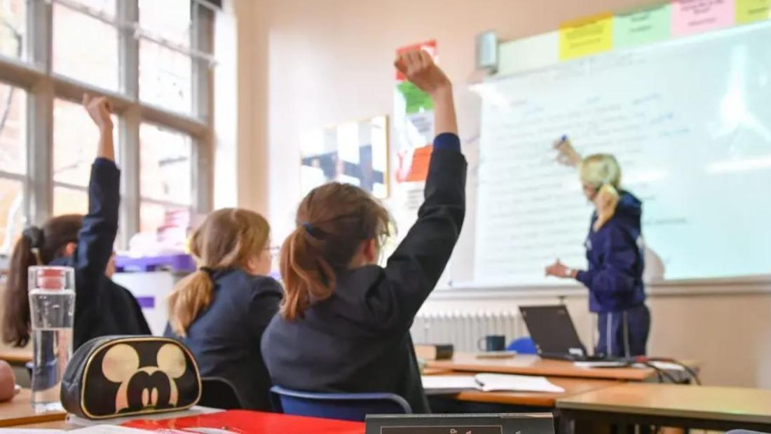 Maths standards in Wales too low, watchdog says