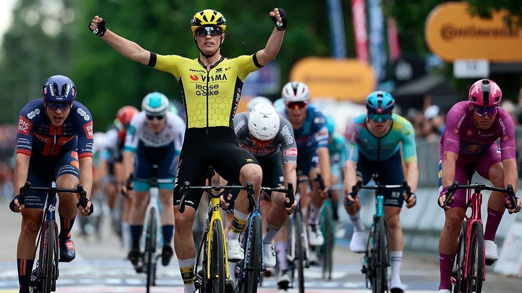 Kooij wins Giro stage 12 with Briton Turner third