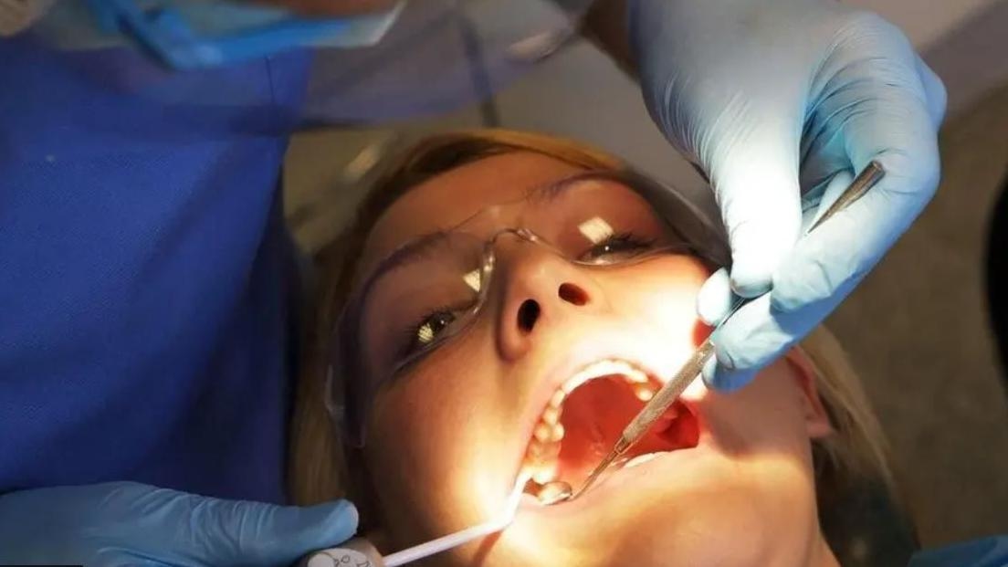 Dentists 'stymied' in attempts to get NHS contract