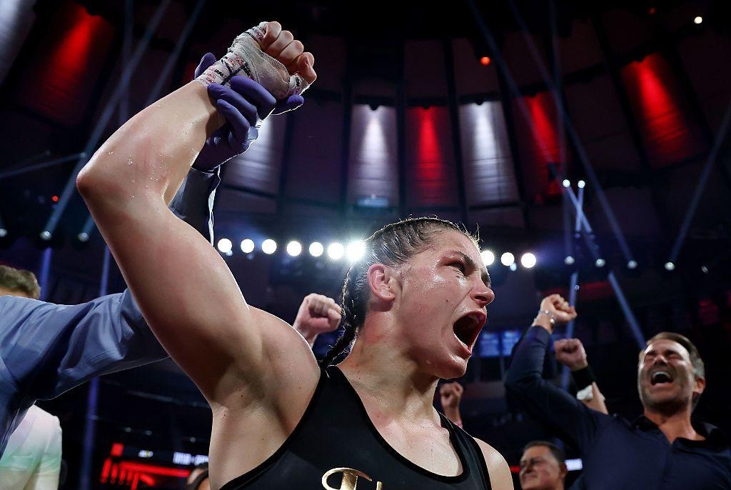 Taylor's fighting talk inspires tourists