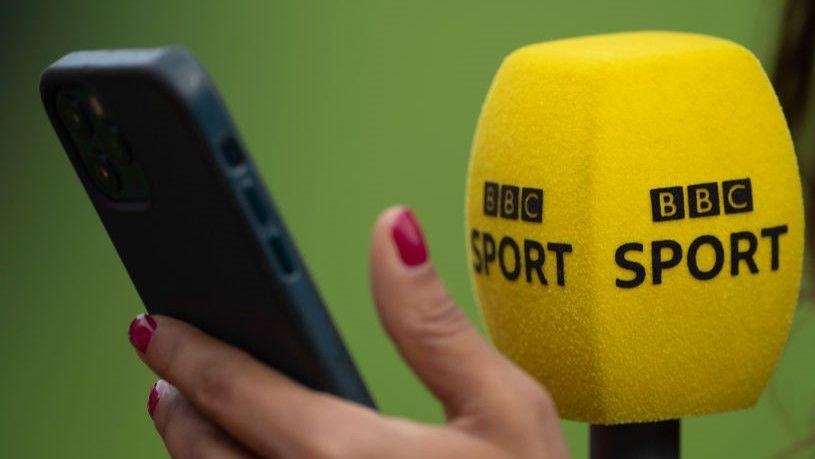 Notifications, social media and more with BBC Sport