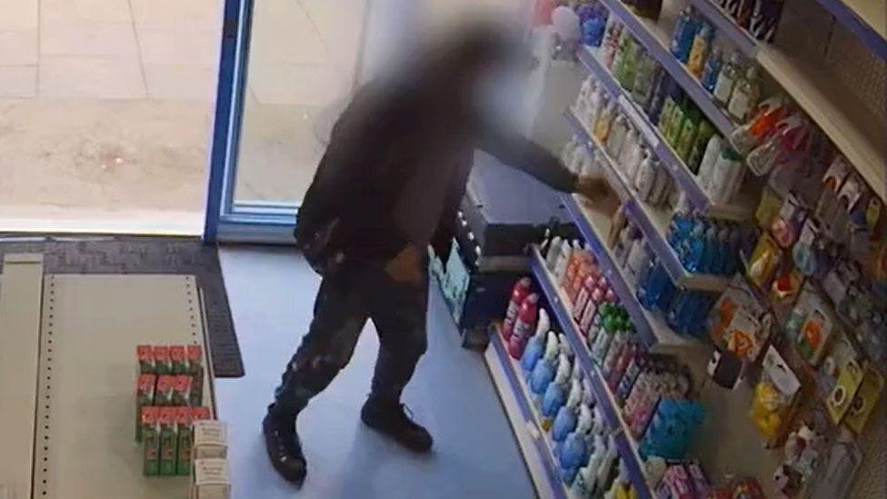 Pharmacies report surge in shoplifting and aggression