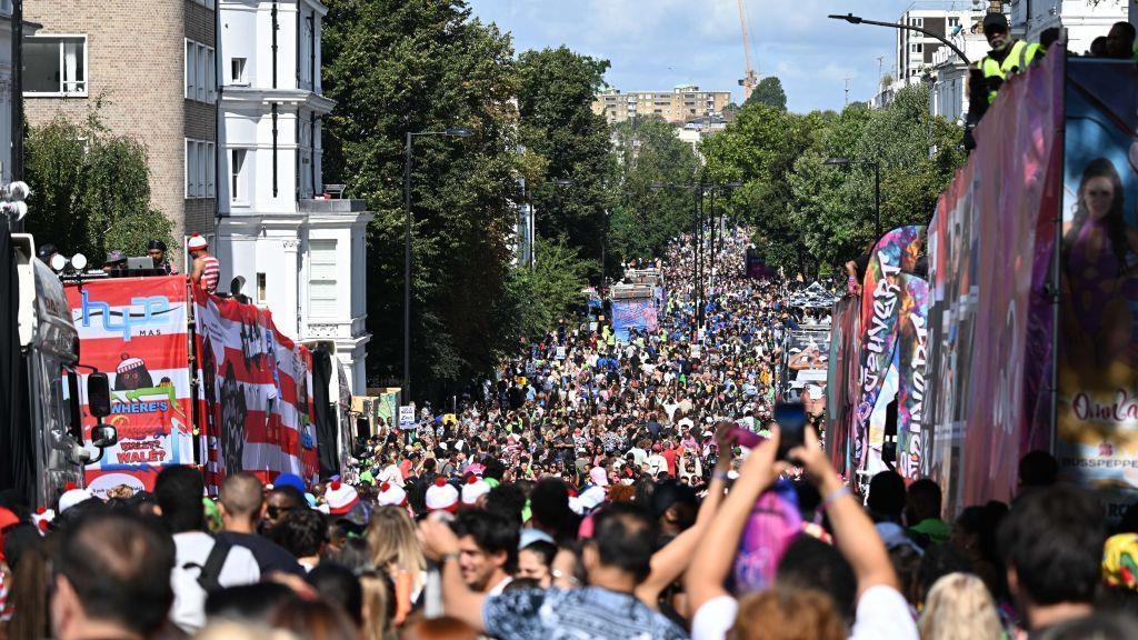 Carnival sound system banned due to safety fears