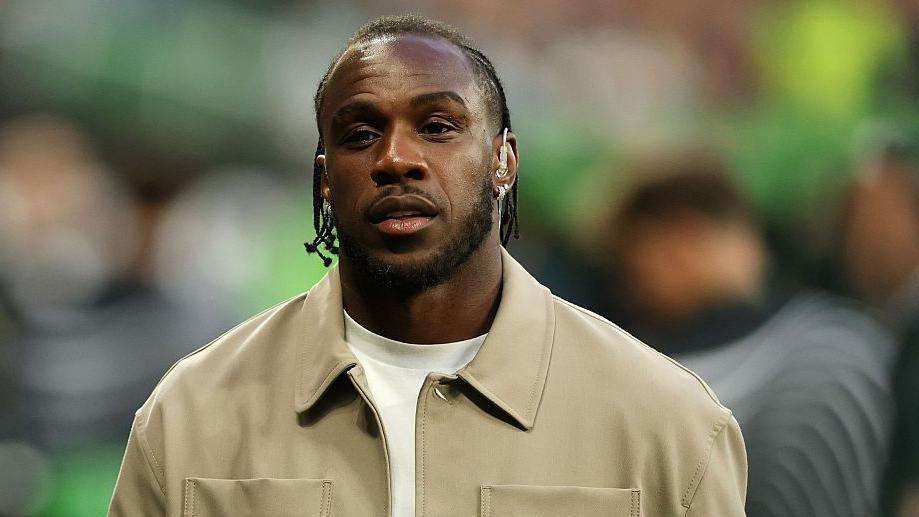 West Ham wait to make decision on Antonio's future
