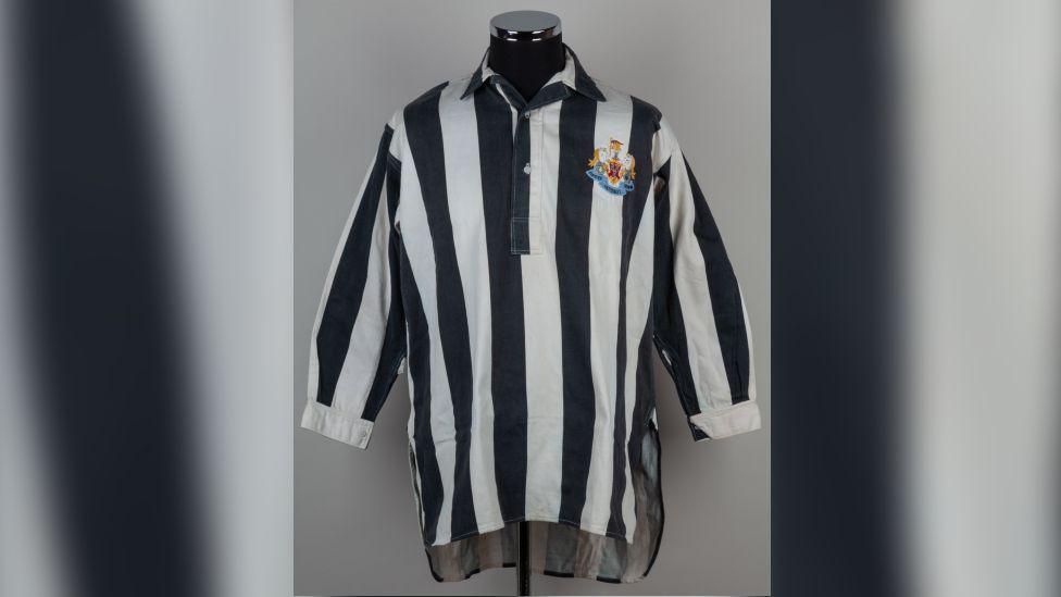 Match winner's 1952 FA Cup final shirt to be sold