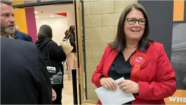 Gangs dragging youngsters into knife crime, says MP