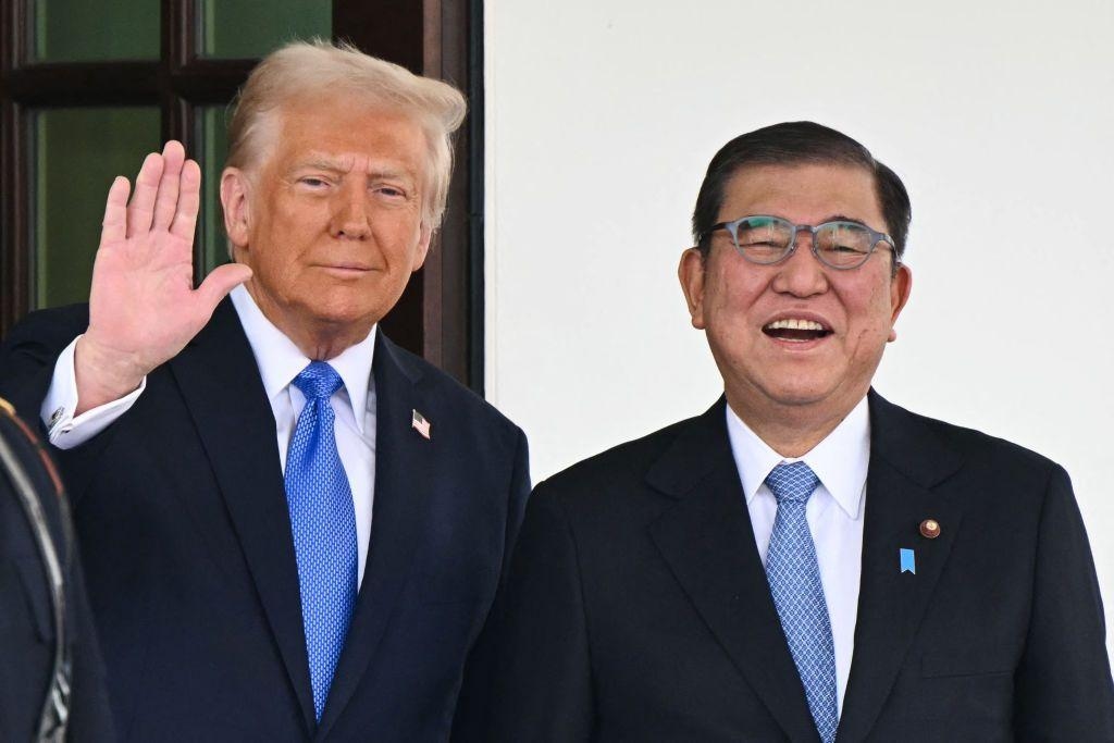 Trump announces 'massive' trade deal with Japan