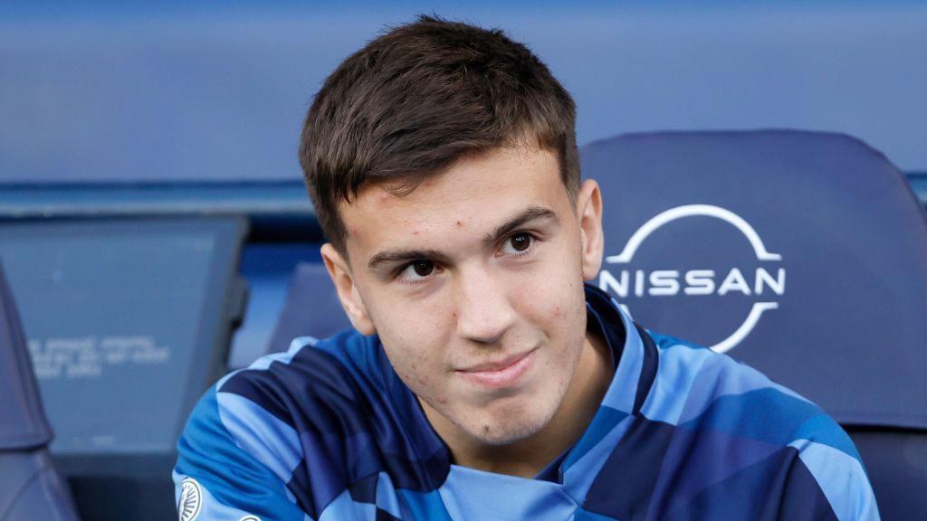 Perrone seals £13m permanent Como move