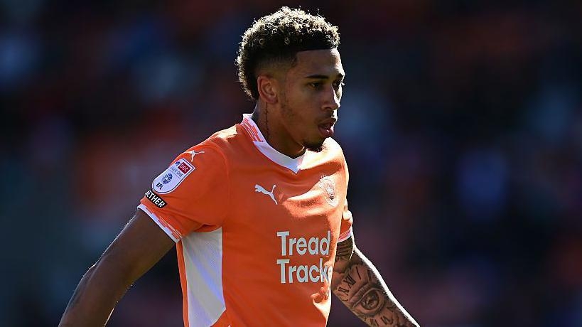 Port Vale sign wing-back Gabriel on two-year deal
