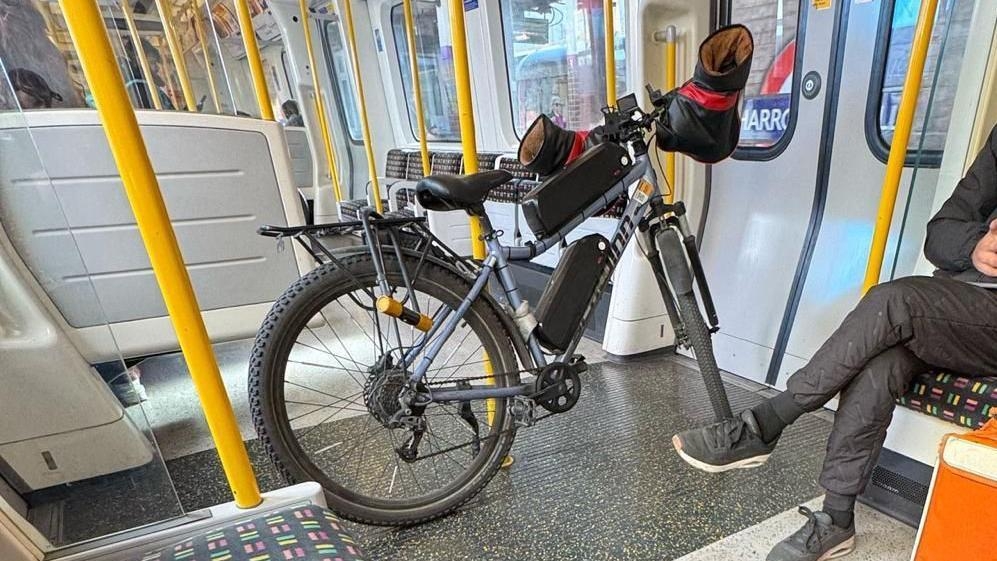 Some e-bikes to be banned on most TfL services