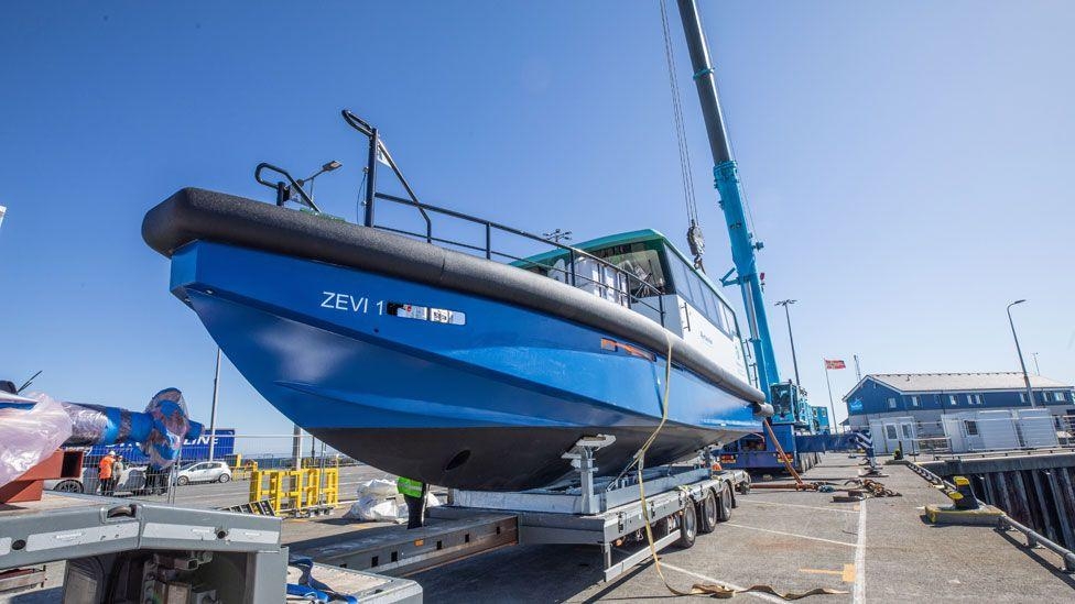 Electric hydrofoil ferry begins trials in Orkney