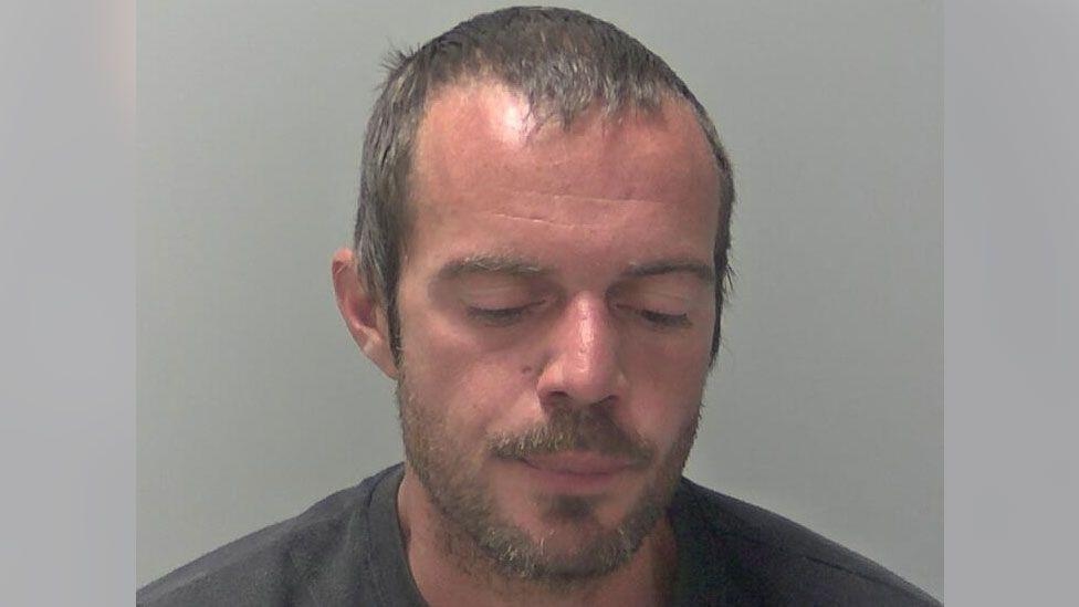 Man jailed over sexual messages with decoy girls
