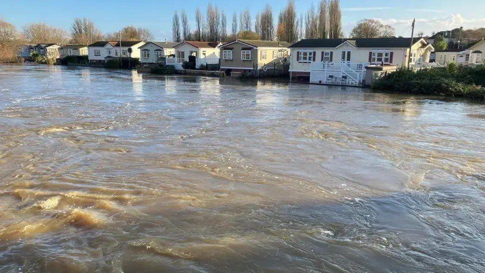 Flood-risk park home residents urged to evacuate
