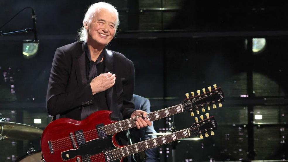 Jimmy Page's daughter 'hits right note' with portraits