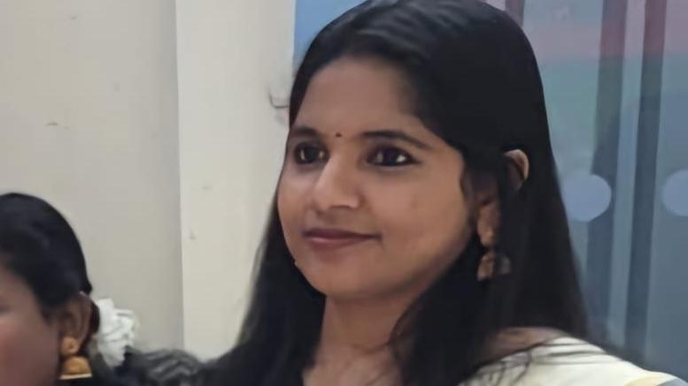'Much-loved' nurse among plane crash victims
