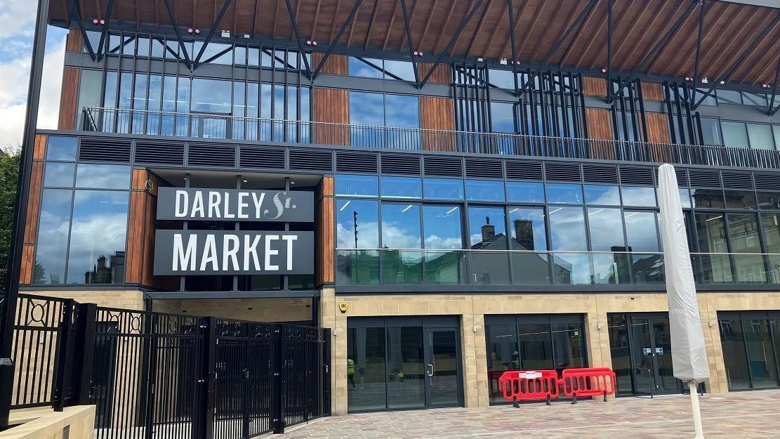 Late night alcohol licences sought for new market