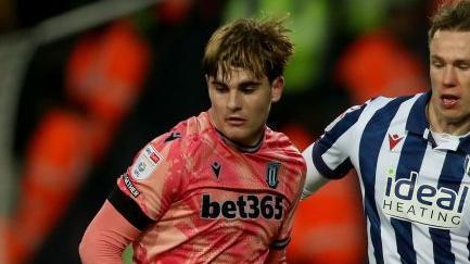 Stoke's Lowe reveals help from sports pychologist