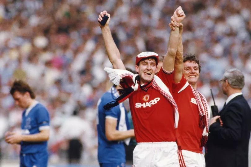 Manchester United legend Norman Whiteside to give up season ticket after 28 years following seat relocation issue