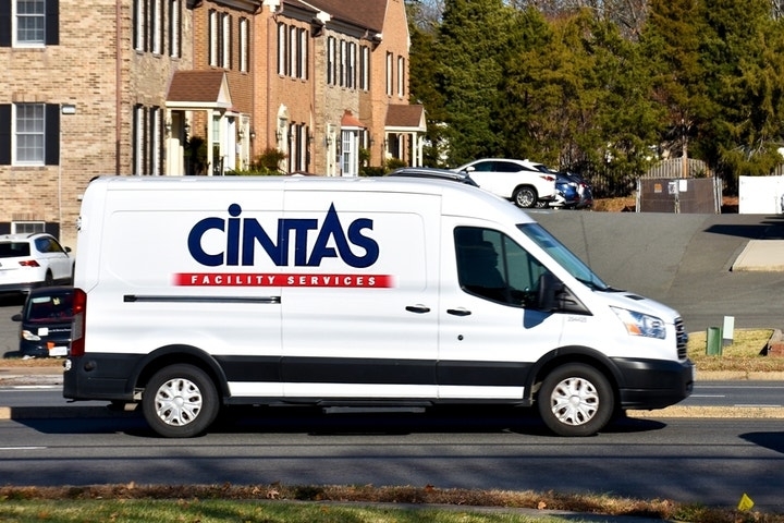How To Put $100 In Your Retirement Fund Each Month With Cintas Stock