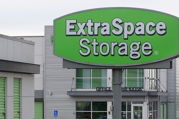 If You Invested $10K In Extra Space Storage Stock 10 Years Ago, How Much Would You Have Now?