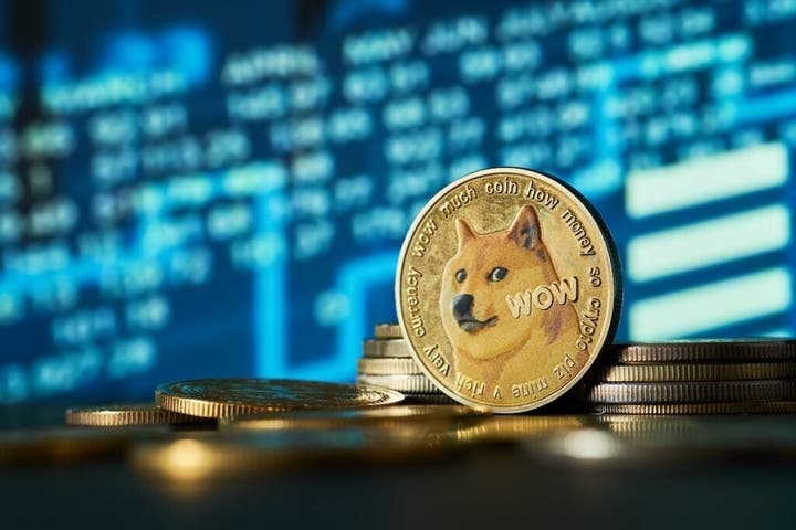 Trump Jr.-Linked Thumzup Expands Into Dogecoin, Litecoin Mining With Dogehash Deal