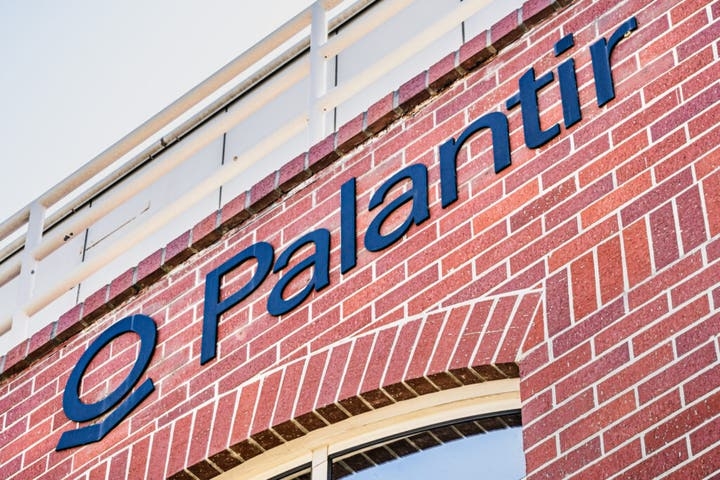 The Next Palantir? Does This Under $5 AI Stock Have The Potential To Rise And Shine