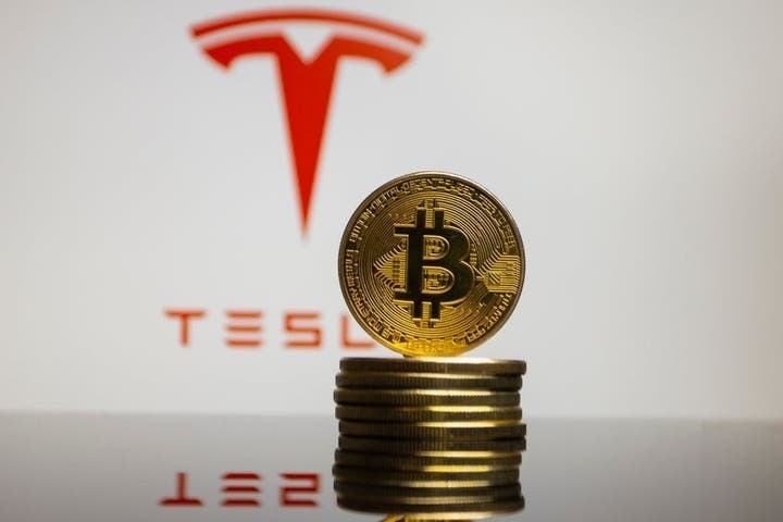 Bitcoin Could Replace Tesla In 'Magnificent 7' To Boost Returns, Reduce Volatility: Standard Chartered