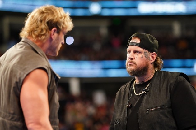Jelly Roll Clashes With Logan Paul at WWE SmackDown in Nashville: Watch