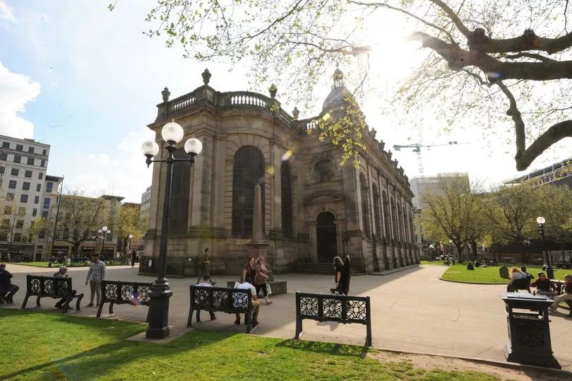 Exact date 30C temperatures return to Birmingham as city set for 72 hour sizzler