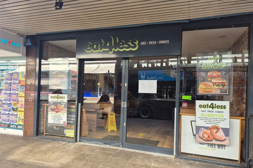 Bailiffs change the locks on Birmingham shop giving two week warning