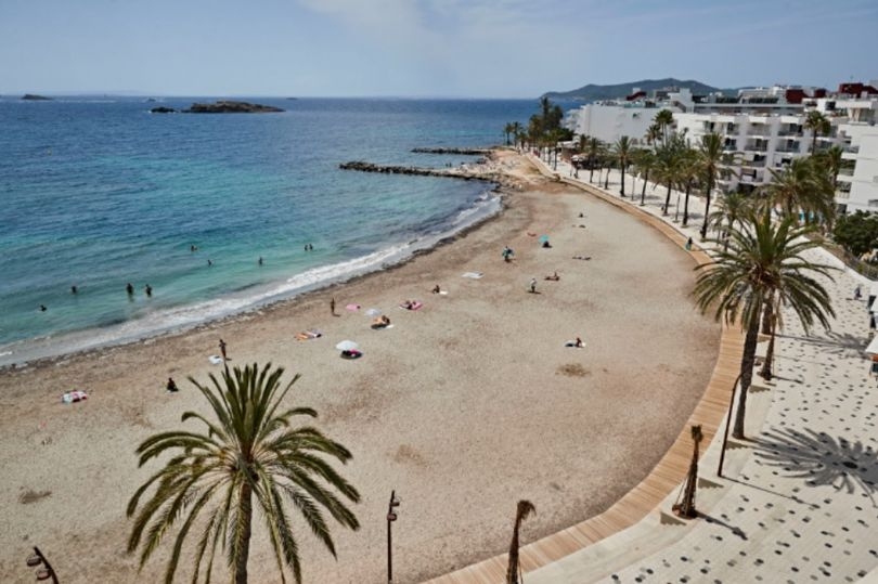 UK tourists warned as Spain to be 'hotter than Caribbean' at key holiday time