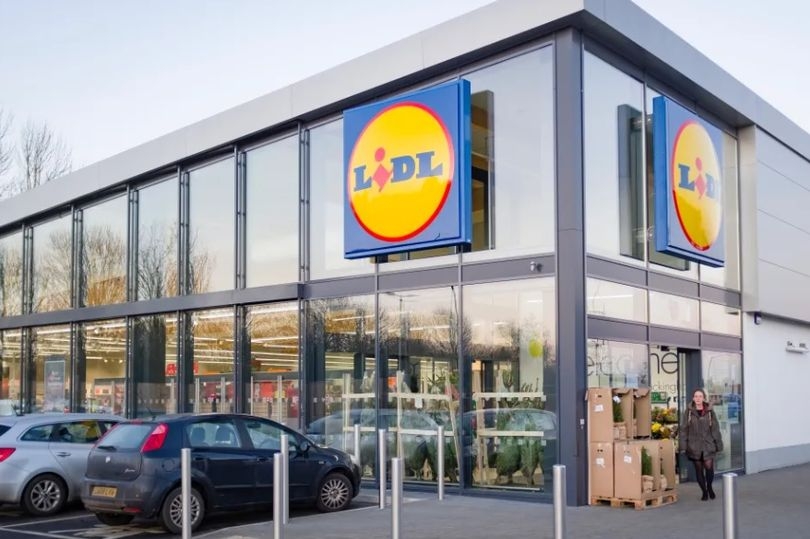 Lidl shower gel dupe set to rival Lush Snow Fairy leaves shoppers astounded