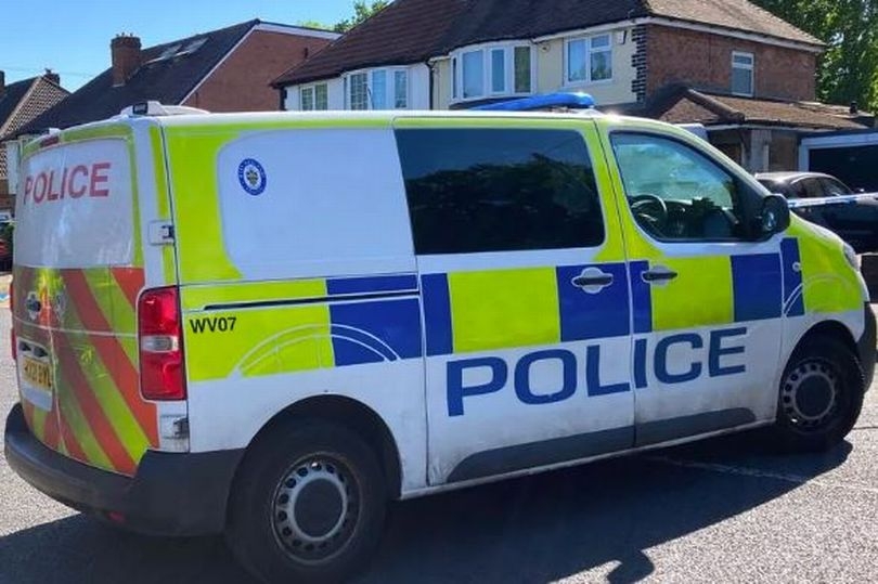 Woman attacked in Birmingham robbery as men who came to victim's aid urged to come forward