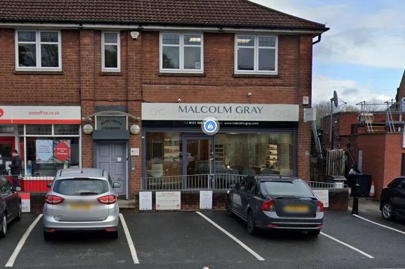 Anger as 'brief' stop outside Sutton Coldfield opticians lands dad with £100 parking charge