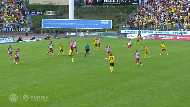 Julian Brandt shines against Siegen with a brace