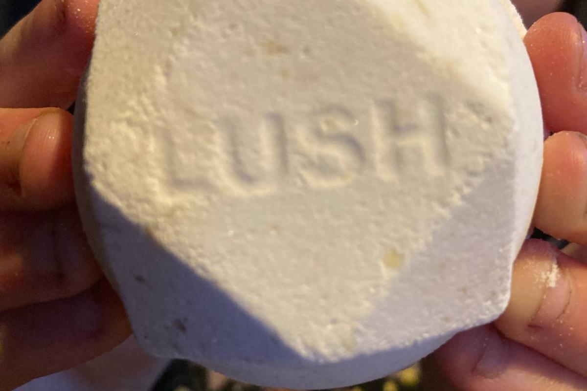 I tried Lush's Butterball bath bomb - it's 95p this weekend, so be quick