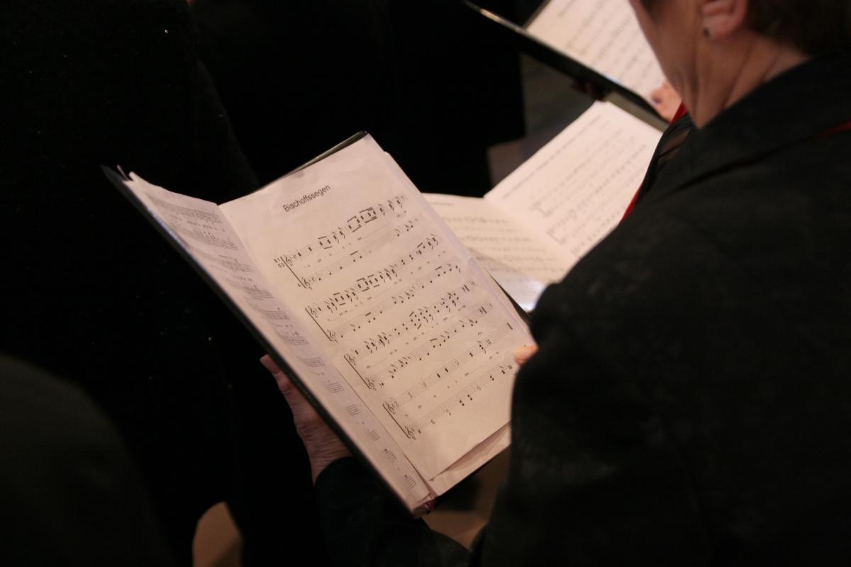 Buskerteers Choir to perform wartime classic for veterans