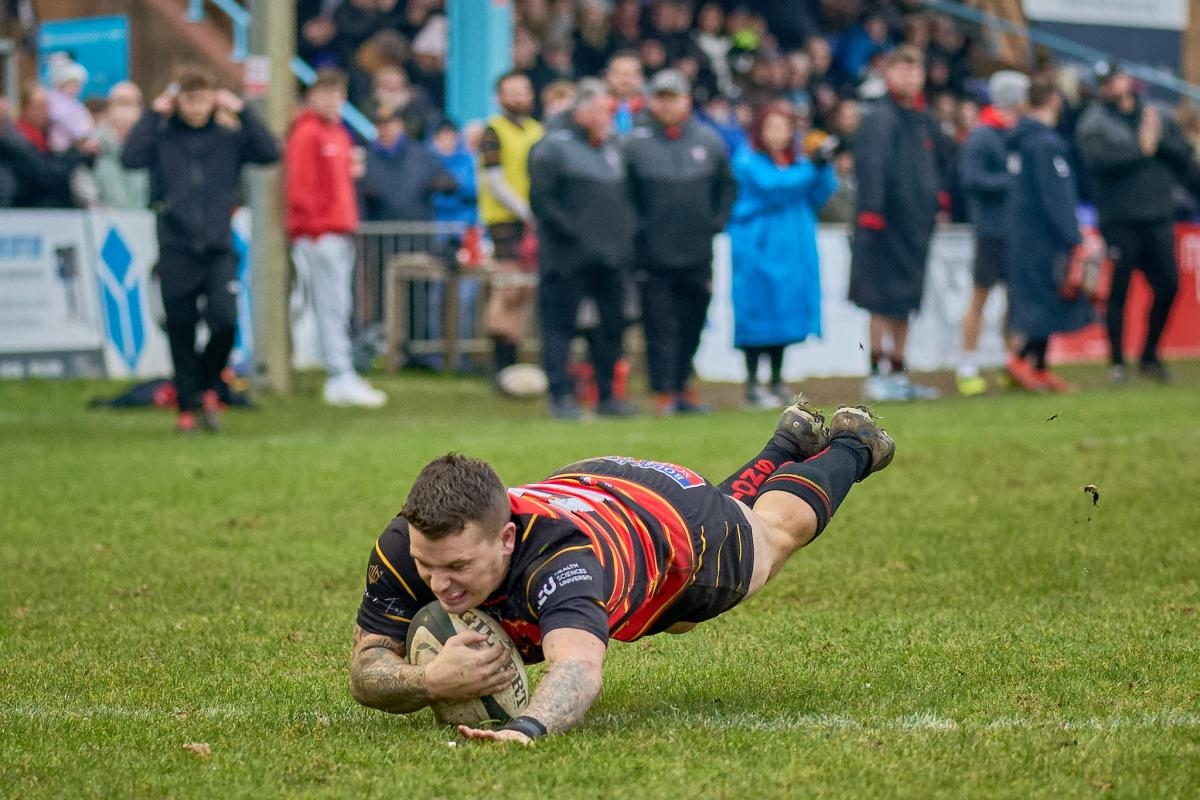 Bournemouth host Petersfield aiming to extend winning run
