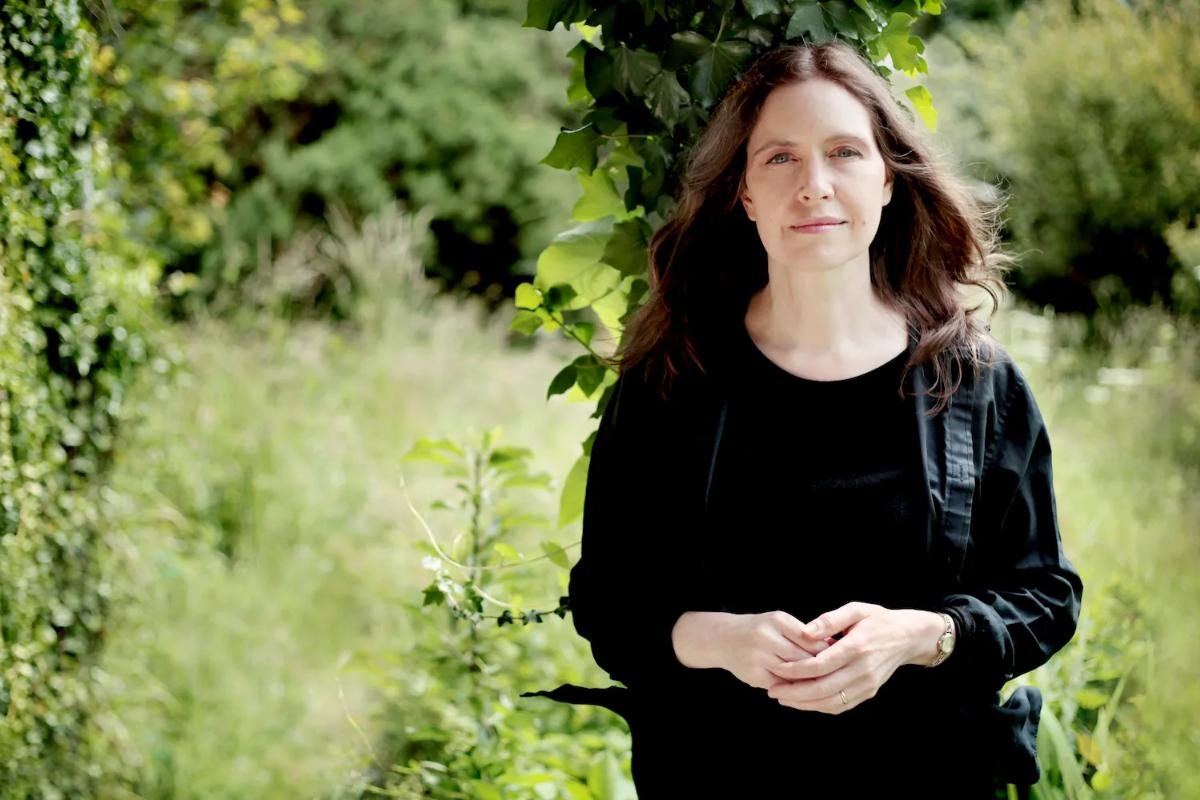 Singer-songwriter Sarah McQuaid to play Queensbury's Black Dyke Mills