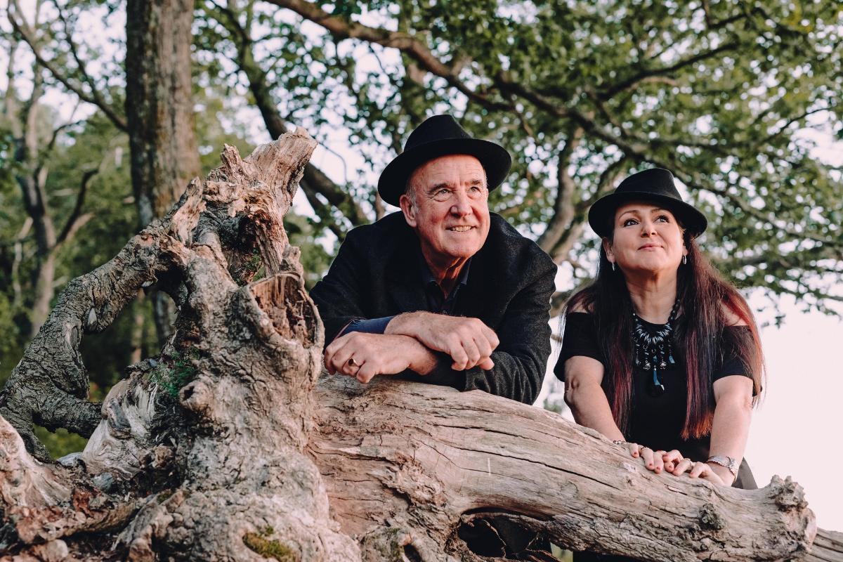 Skinner & T'witch and Andrew Metheven to perform at Topic Folk Club