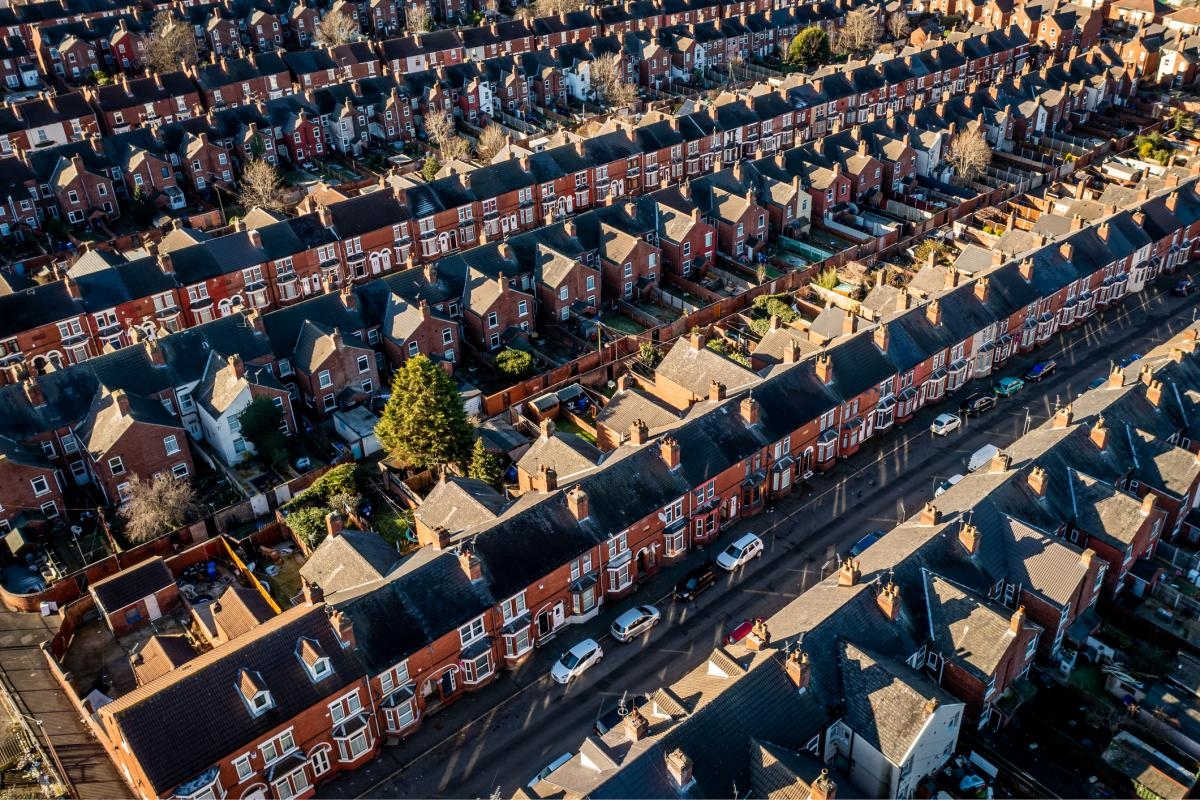 Homeowners could be fined £30k for ignoring cracks on walls