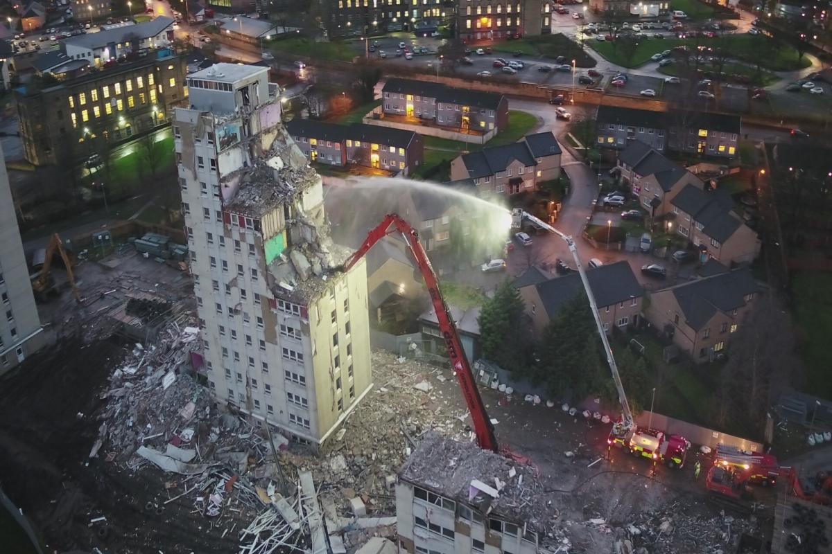 Well-known landmarks are flattened - do you recognise them?