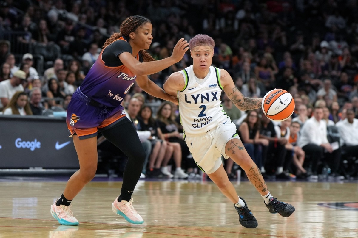 Hiedeman's heroics keep Lynx unbeaten in desert thriller